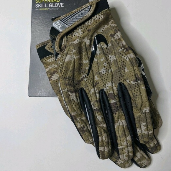 salute to service football gloves